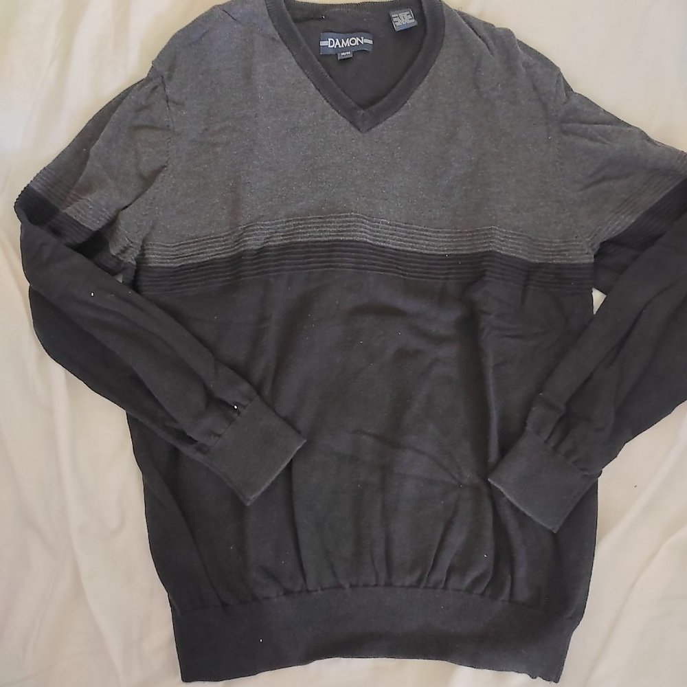 Men's V-neck Sweater
